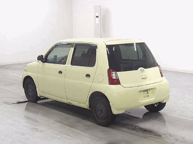 DAIHATSU ESSE