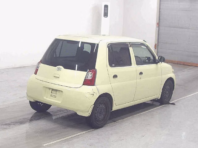 DAIHATSU ESSE