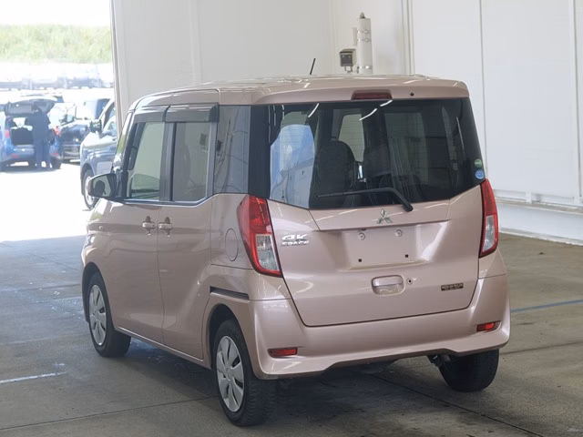 MITSUBISHI EK SPACE