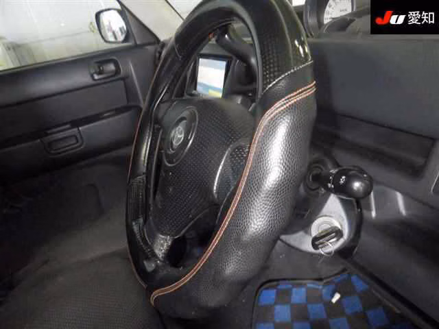 TOYOTA BB