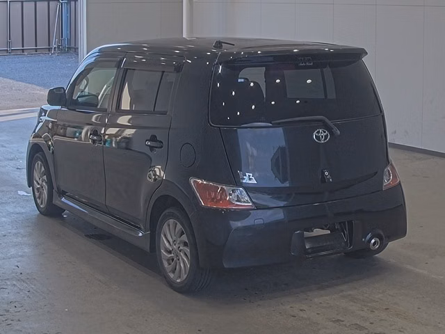 TOYOTA BB