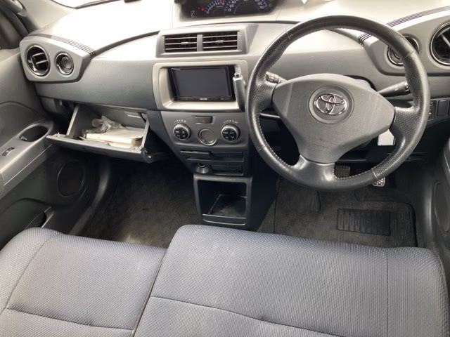 TOYOTA BB