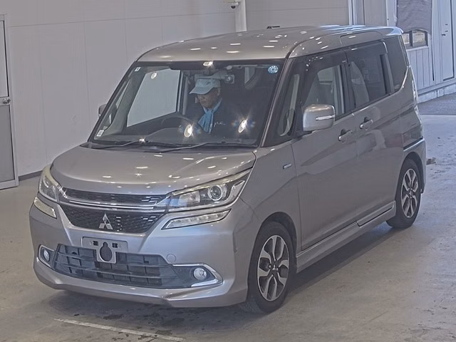 MITSUBISHI DELICA D:2