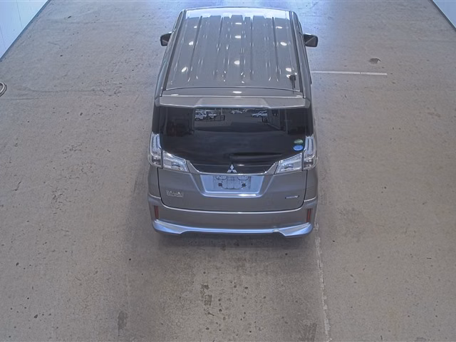 MITSUBISHI DELICA D:2