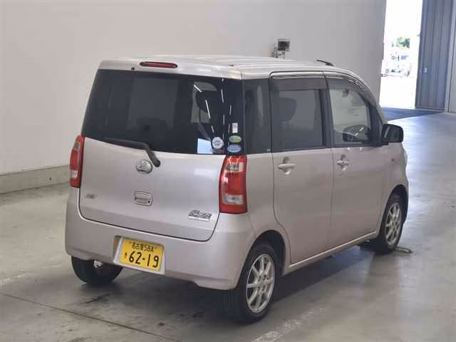 DAIHATSU TANTO EXE