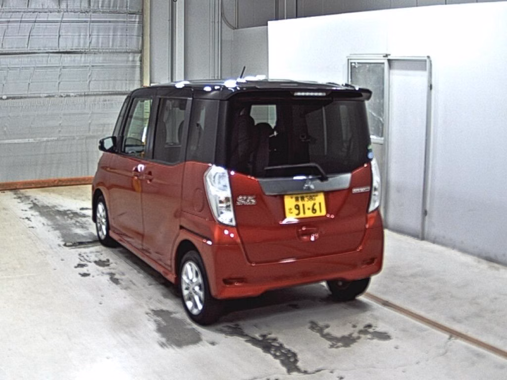 MITSUBISHI EK SPACE