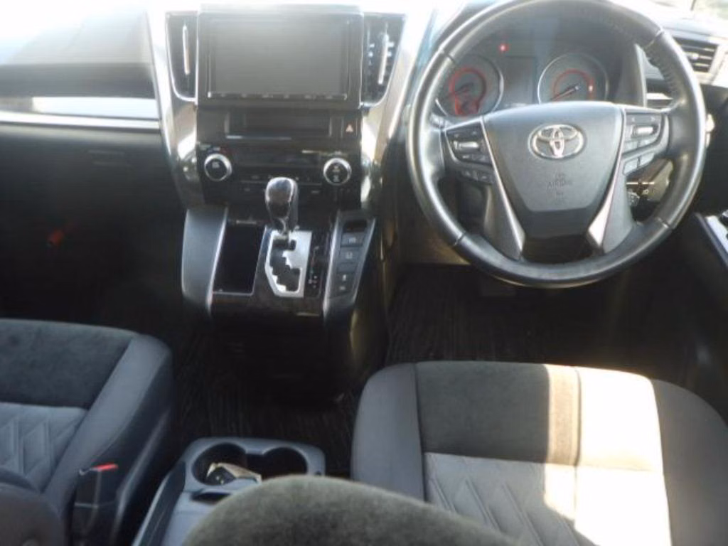 TOYOTA ALPHARD