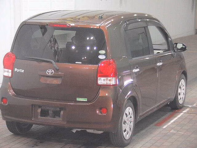TOYOTA PORTE