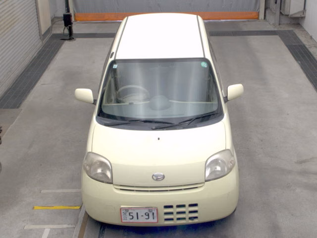 DAIHATSU ESSE