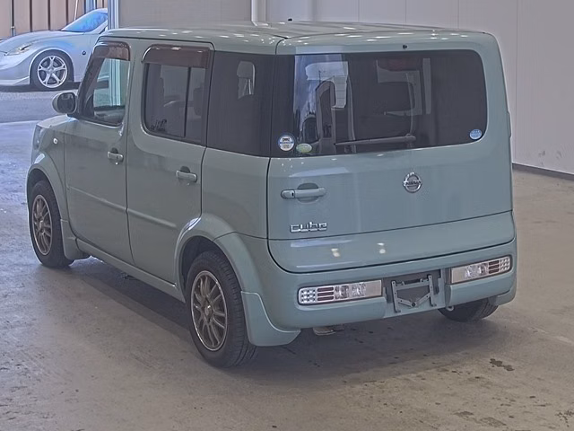 NISSAN CUBE