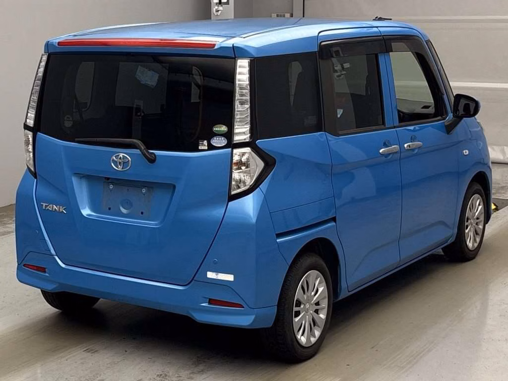 TOYOTA TANK