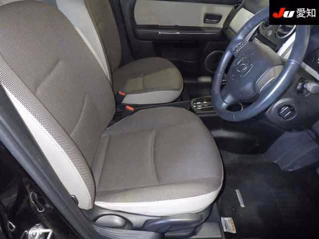 MAZDA VERISA