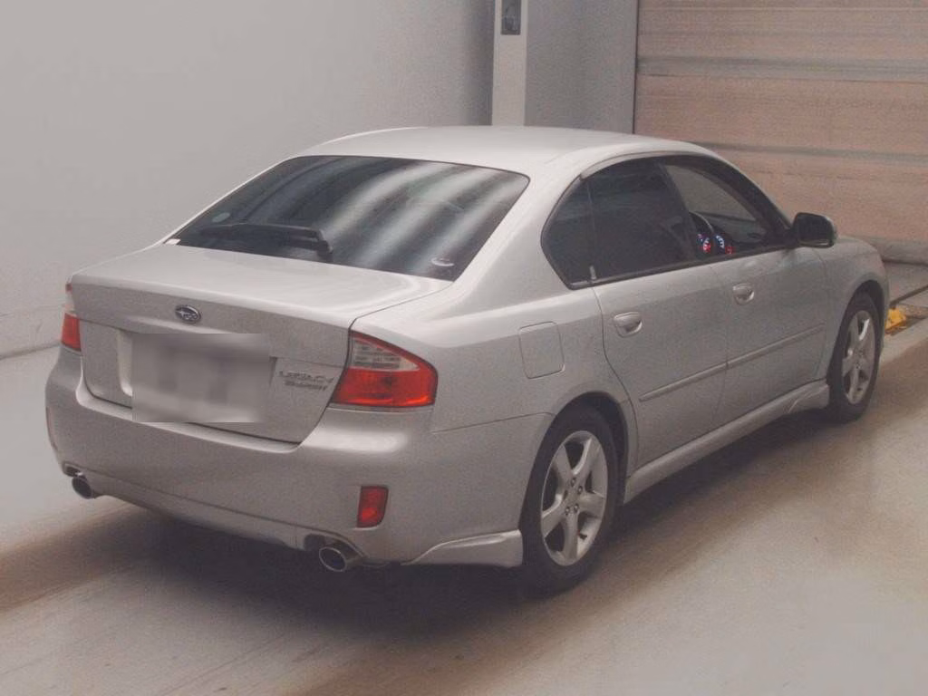 SUBARU LEGACY B4