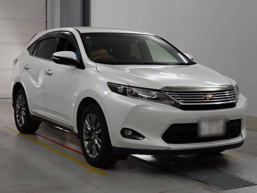TOYOTA HARRIER