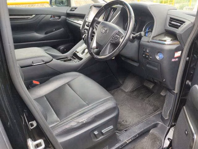 TOYOTA VELLFIRE