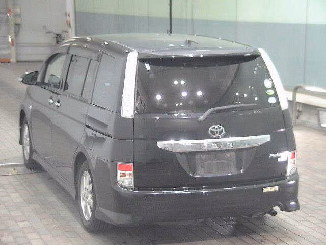 TOYOTA ISIS