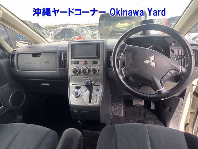 MITSUBISHI DELICA D:5