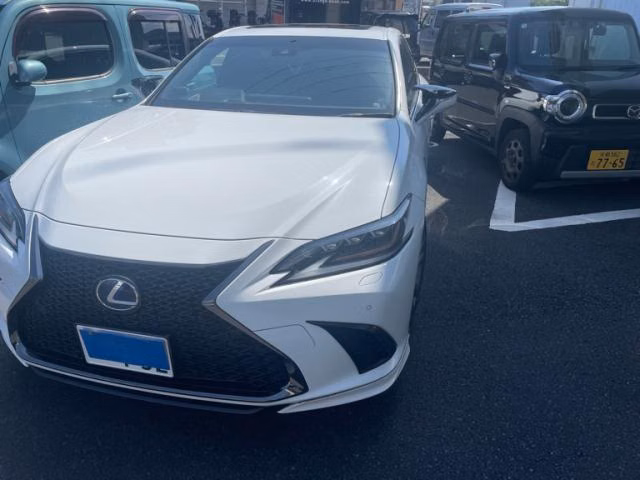 Lexus ES300h