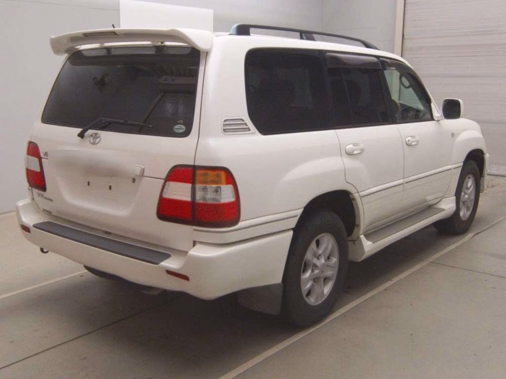 TOYOTA LAND CRUISER