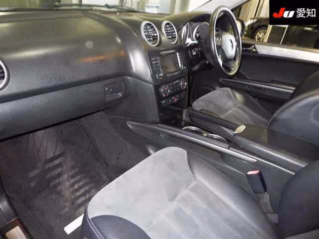 MERCEDES-BENZ M-CLASS
