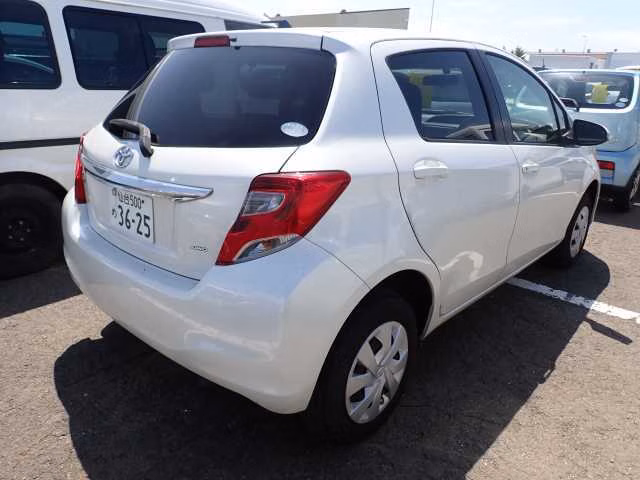 TOYOTA VITZ