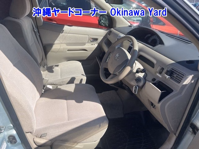 TOYOTA RAUM