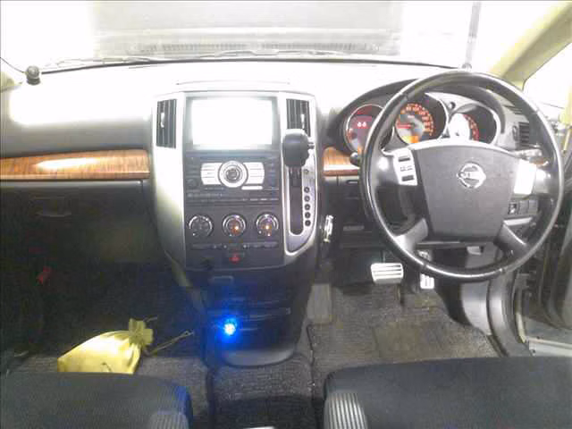 NISSAN PRESAGE