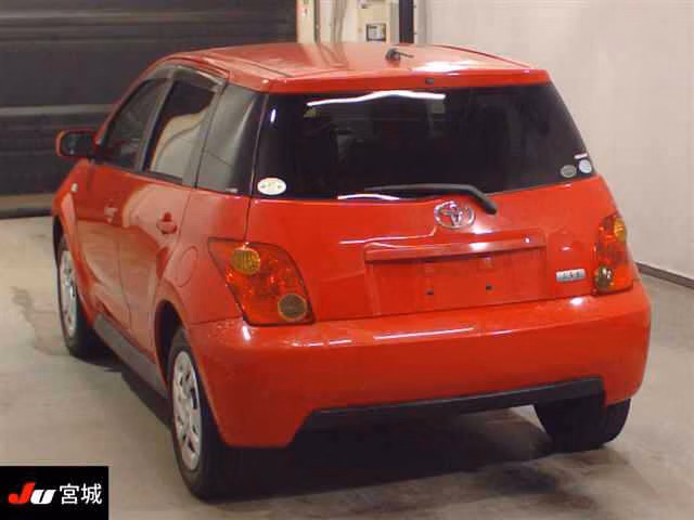 TOYOTA IST