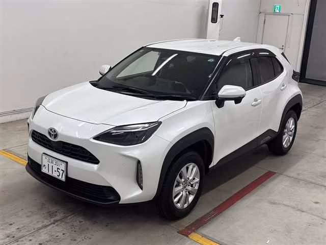 TOYOTA YARIS CROSS