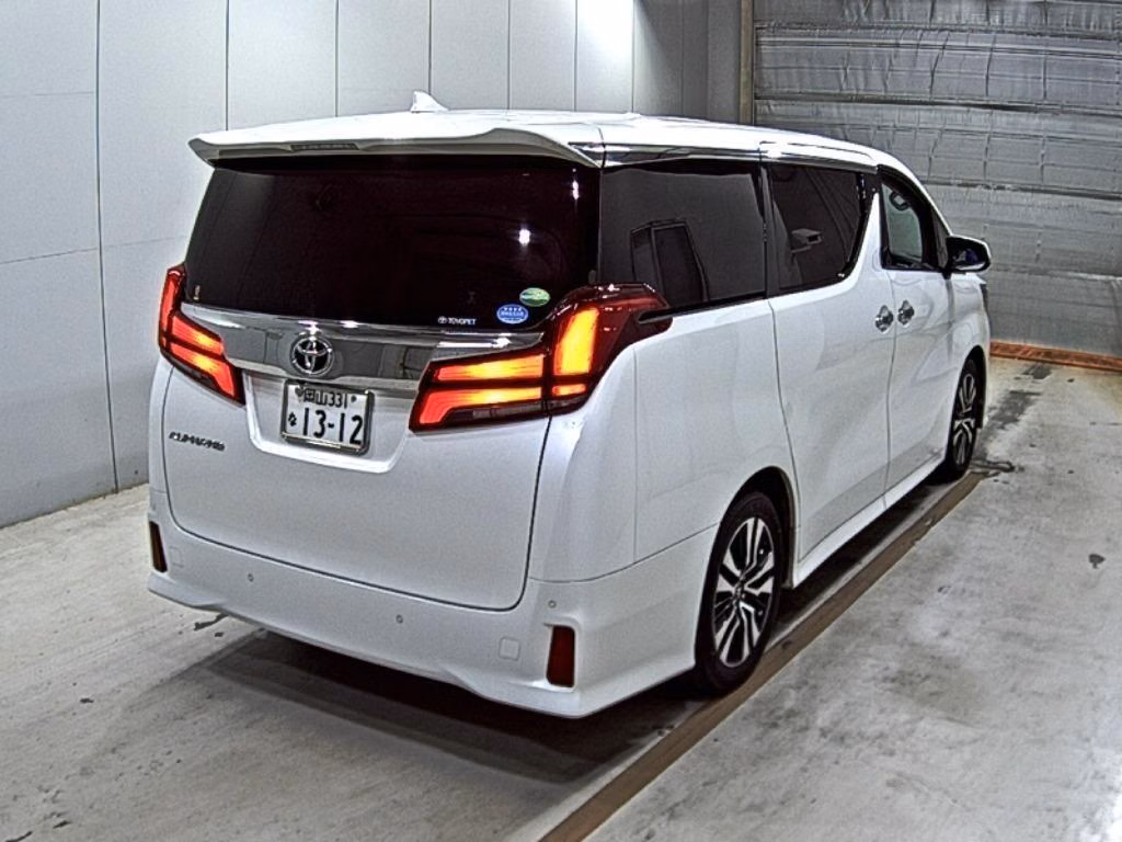 TOYOTA ALPHARD