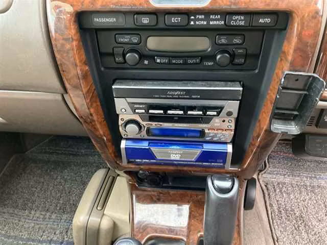 TOYOTA HILUX SURF