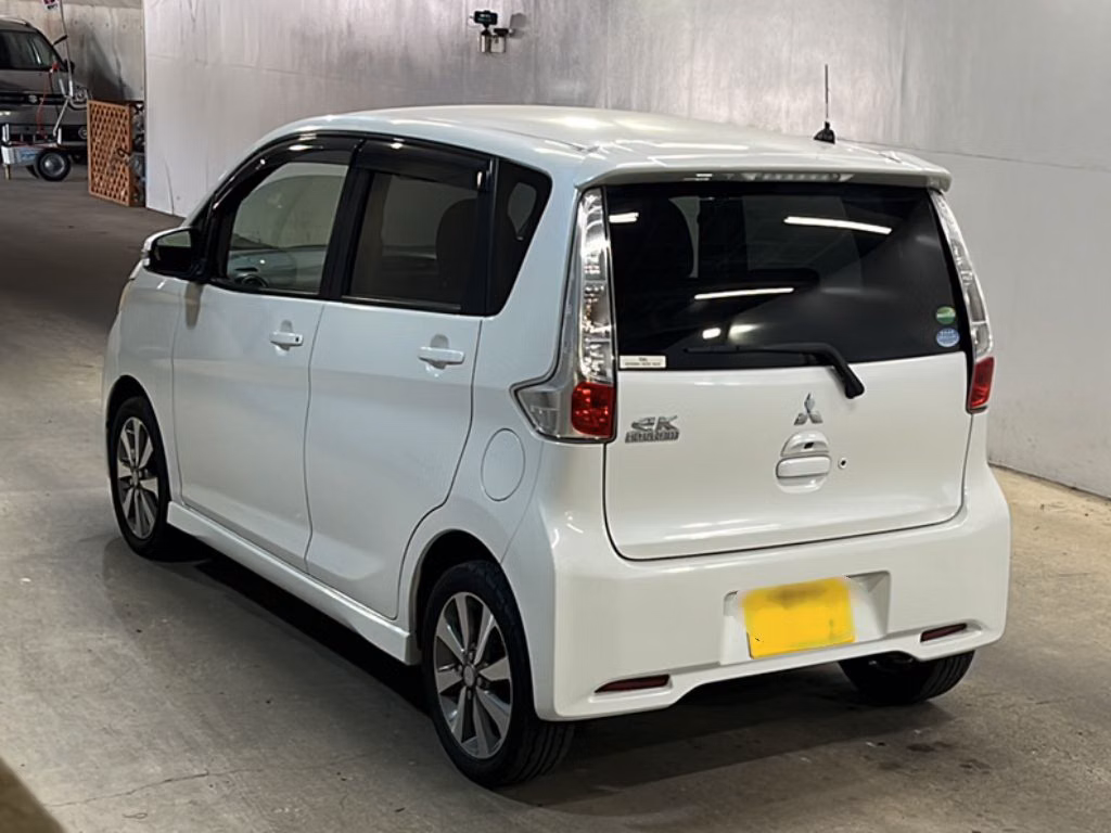 MITSUBISHI EK CUSTOM