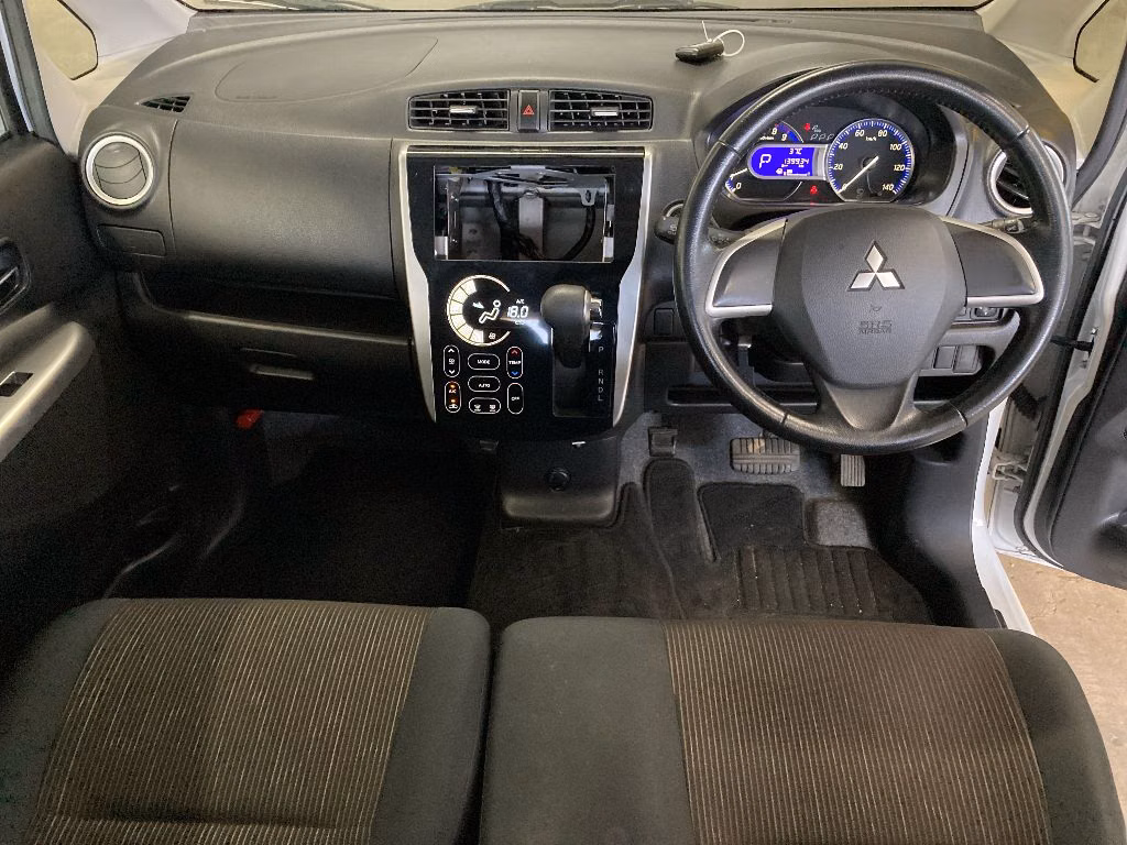 MITSUBISHI EK CUSTOM