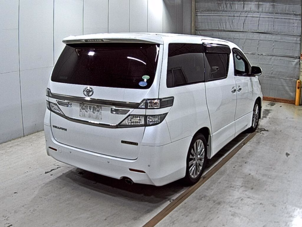 TOYOTA VELLFIRE