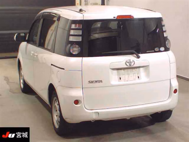 TOYOTA SIENTA