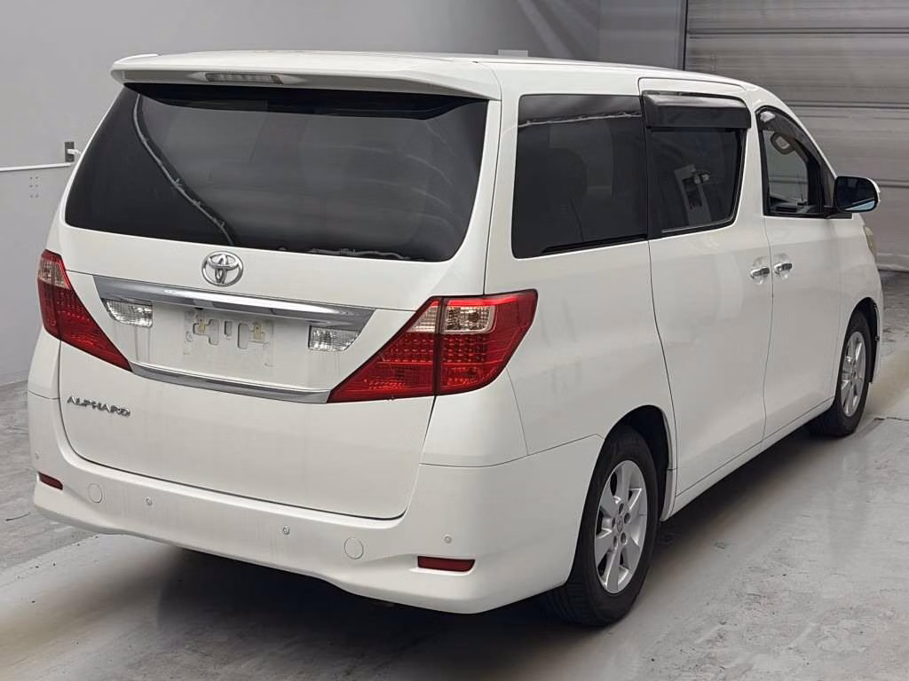 TOYOTA ALPHARD