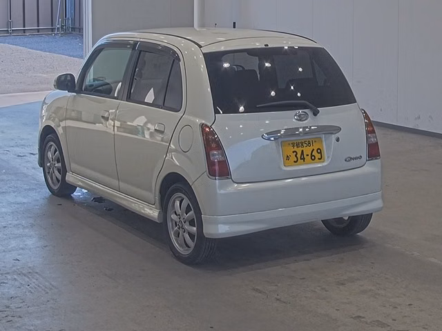 DAIHATSU MIRA GINO