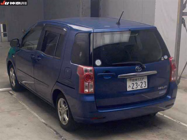 TOYOTA RAUM