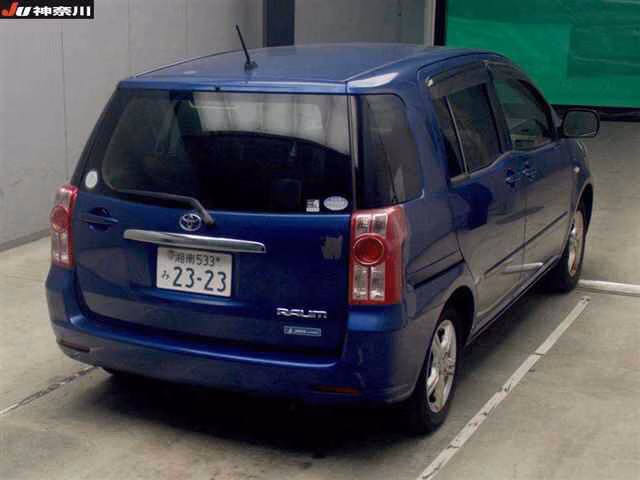 TOYOTA RAUM