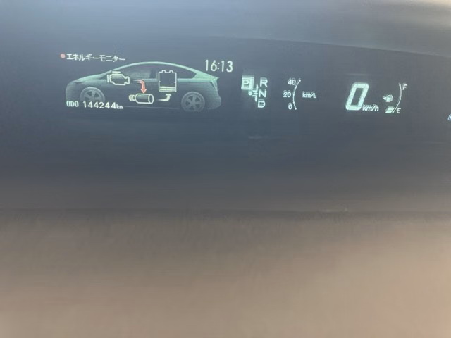 TOYOTA PRIUS