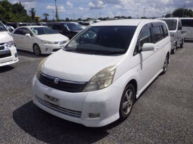 TOYOTA ISIS