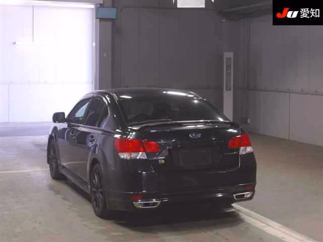 SUBARU LEGACY B4