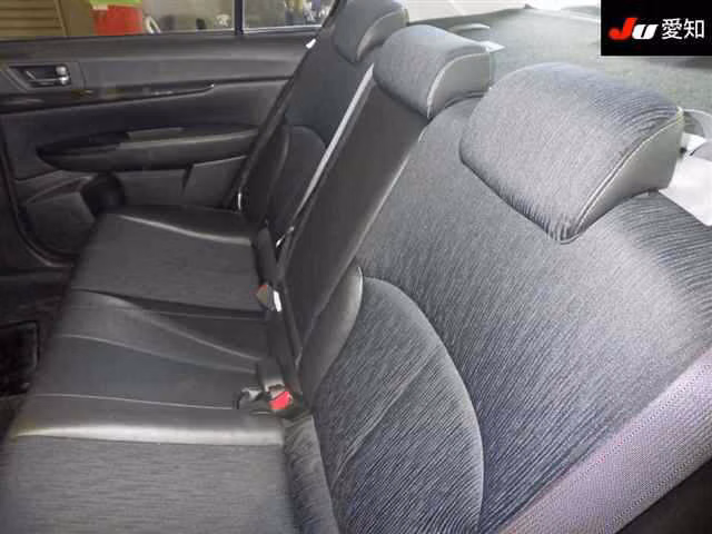 SUBARU LEGACY B4
