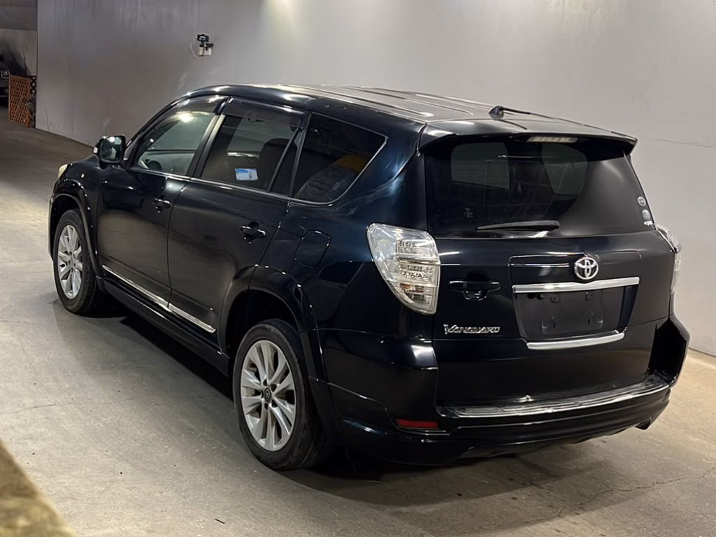 TOYOTA VANGUARD