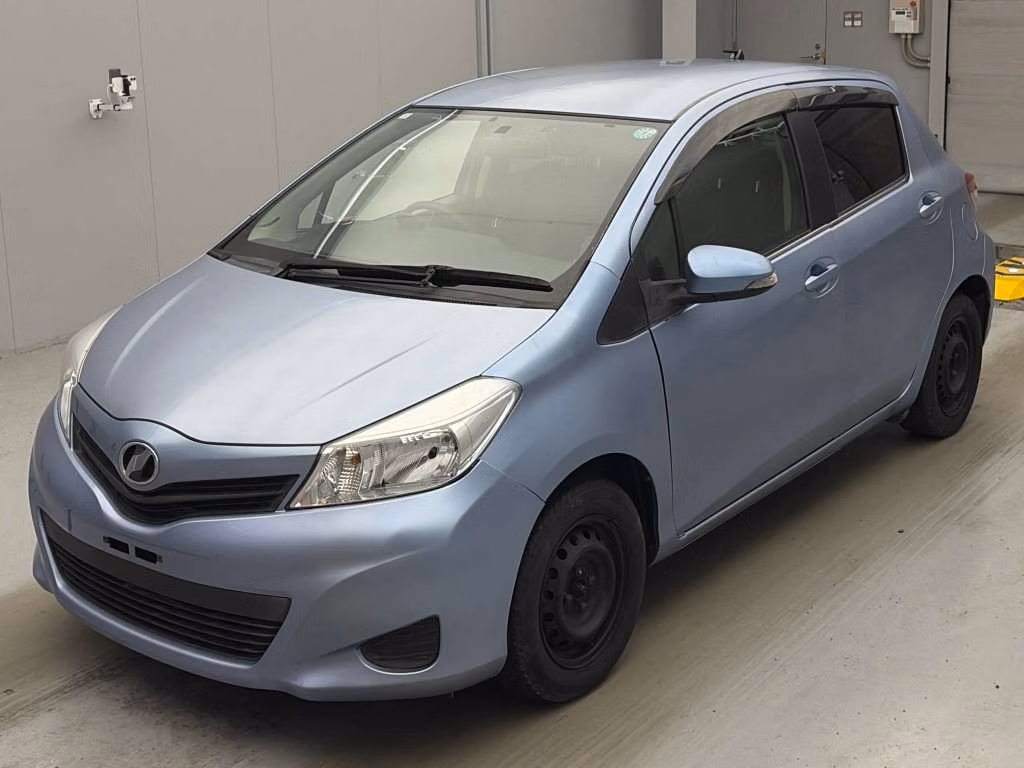 TOYOTA VITZ