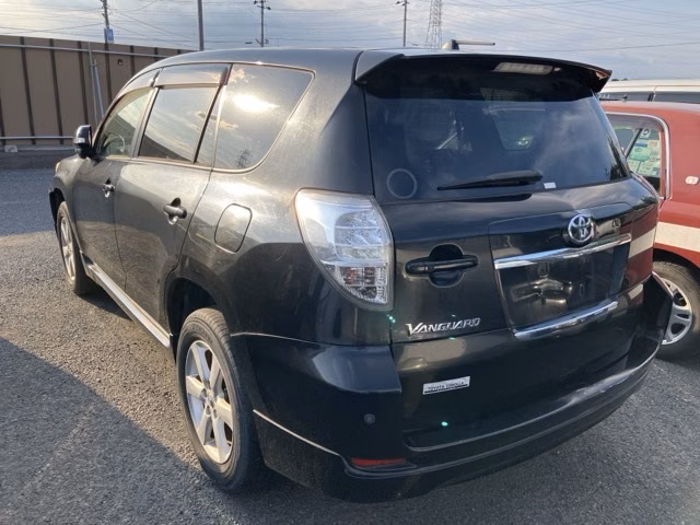 TOYOTA VANGUARD