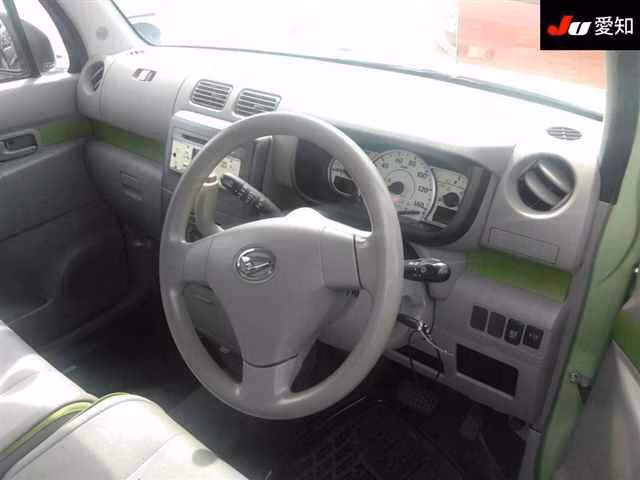 DAIHATSU MOVE CONTE