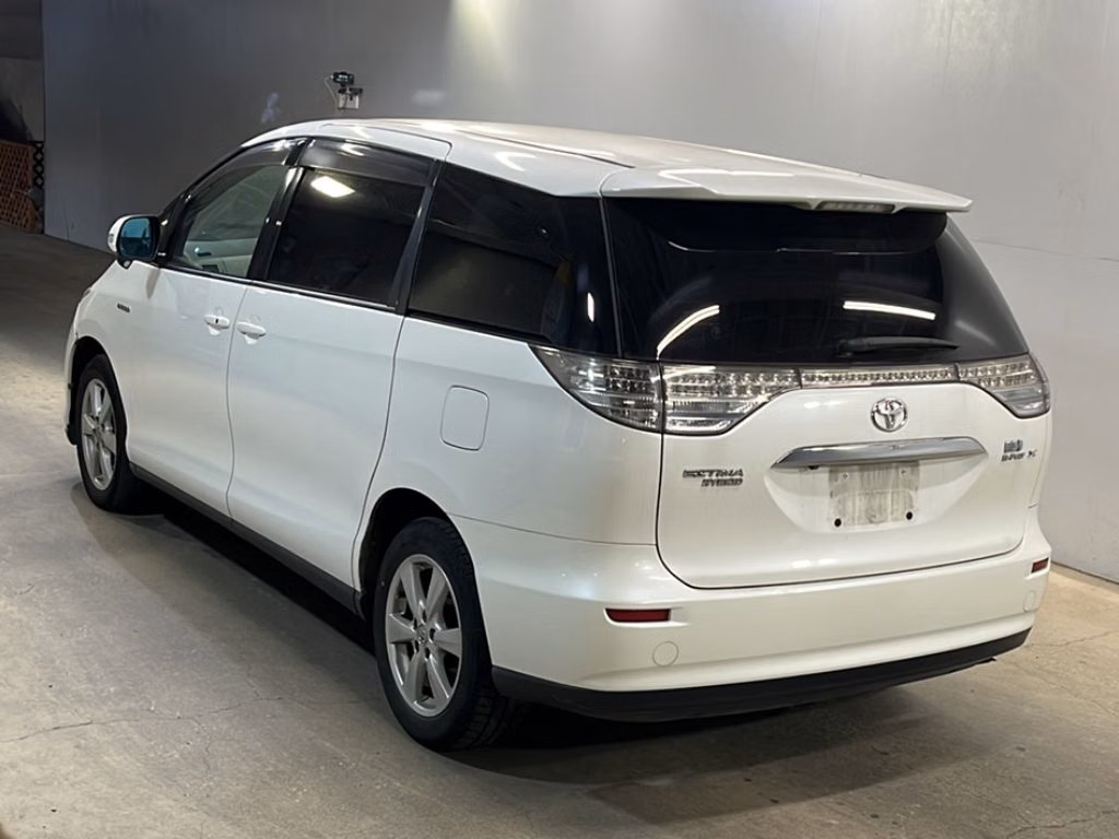 TOYOTA ESTIMA