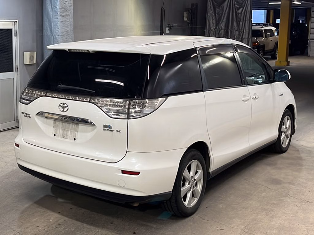 TOYOTA ESTIMA