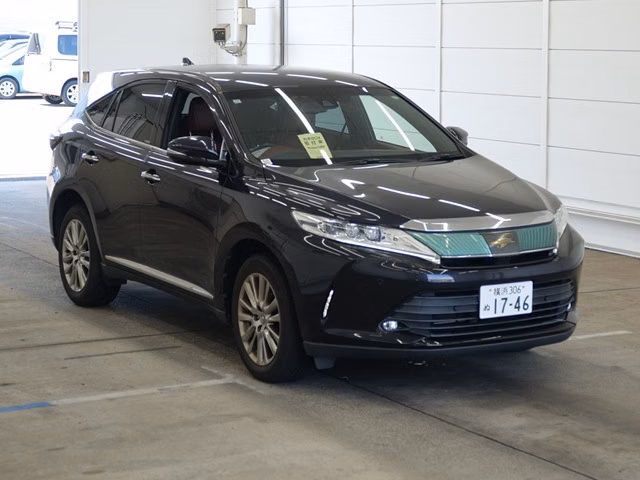 TOYOTA HARRIER